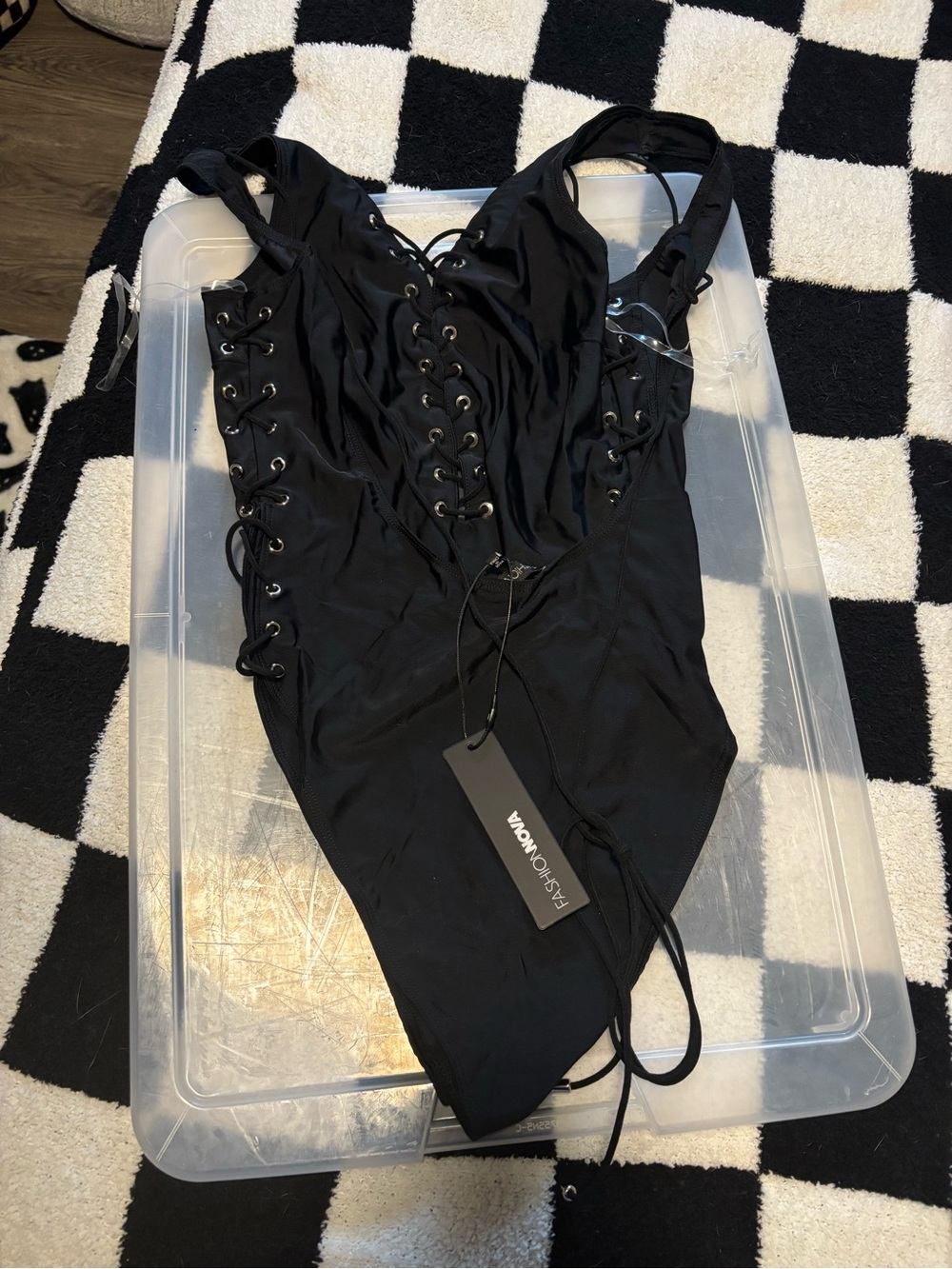 Fashion Nova Black Lace-Up Bodysuit M NWT - Picture 4 of 5